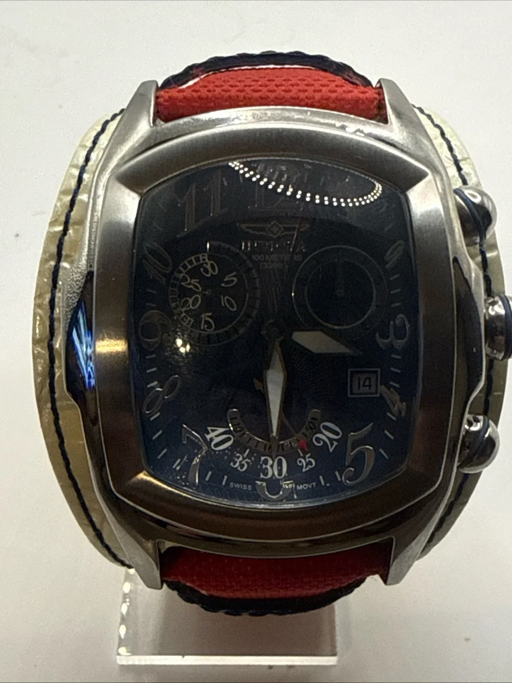 Invicta quartz dragon
